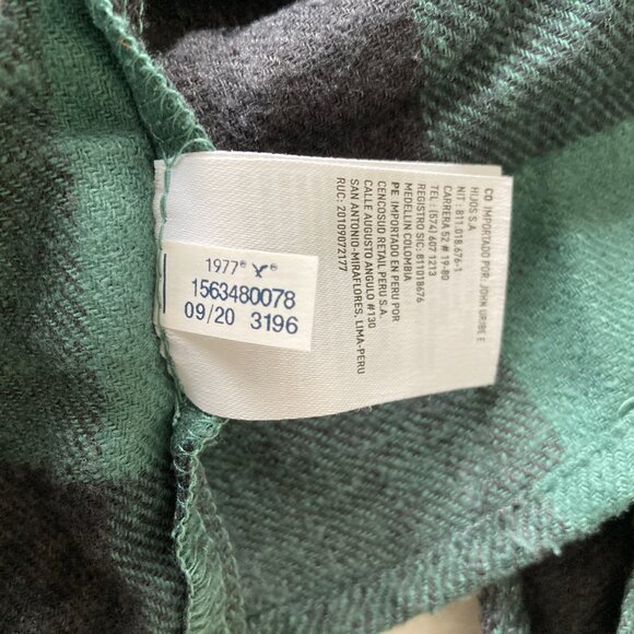 American Eagle Outfitters green plaid flannel button down shirt / top oversized - Picture 7 of 11